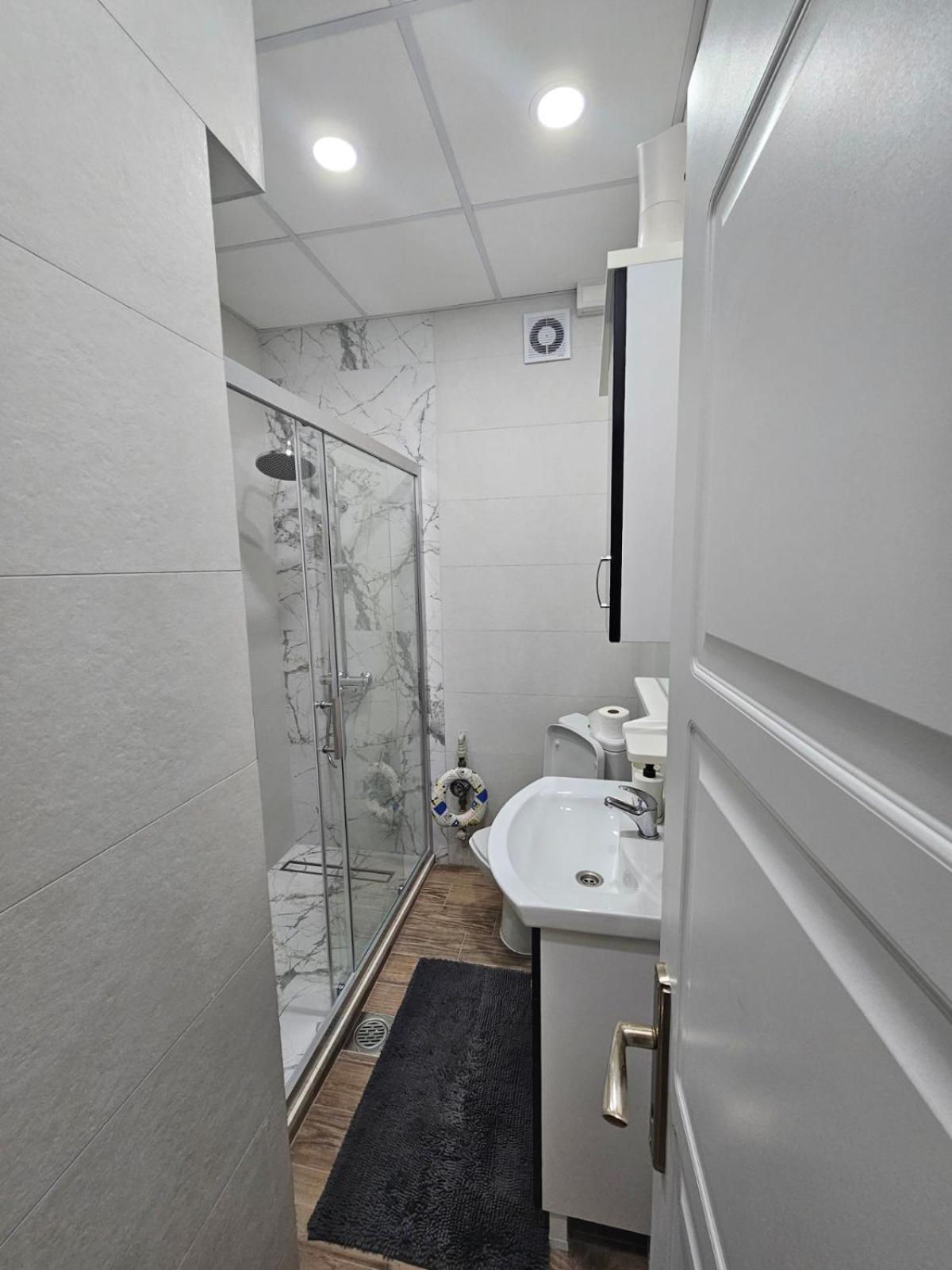 Aurelia Apartment โอครีด ภายนอก รูปภาพ